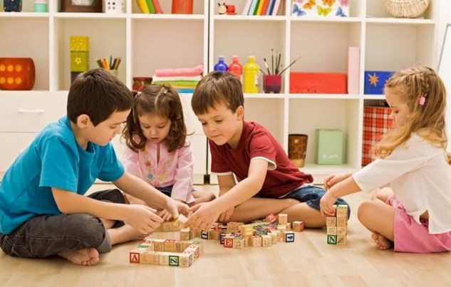Games and learning in kindergarten